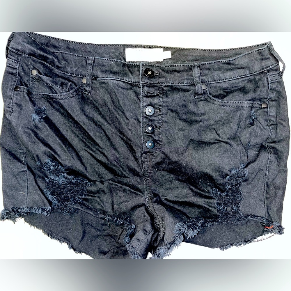 Torrid Black denim shorts. Size 16. Never worn.